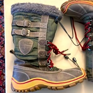 Awesome Pajar snow boots!! Like new!